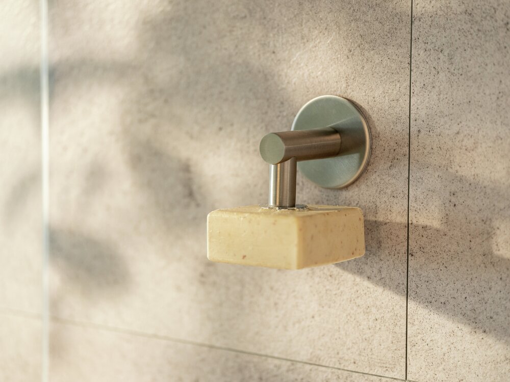 Turbo-Loc® Edelstahl Magnetseifenhalter Matt  Seifenhalter mit Magnet und Turbo-Loc Wandbefestigung zum Ankleben