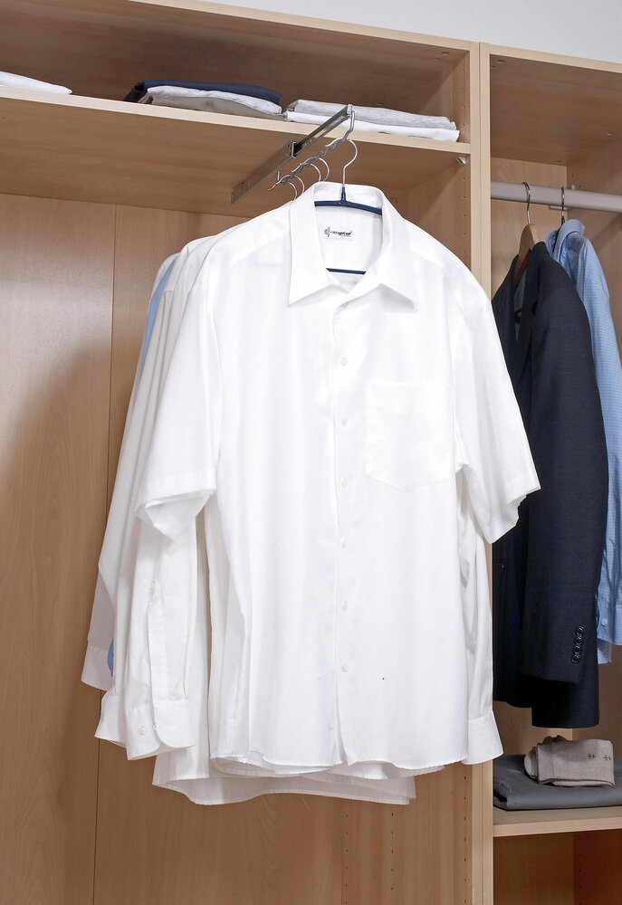 Garderobe uittrekbare kleding- en overhemdhanger