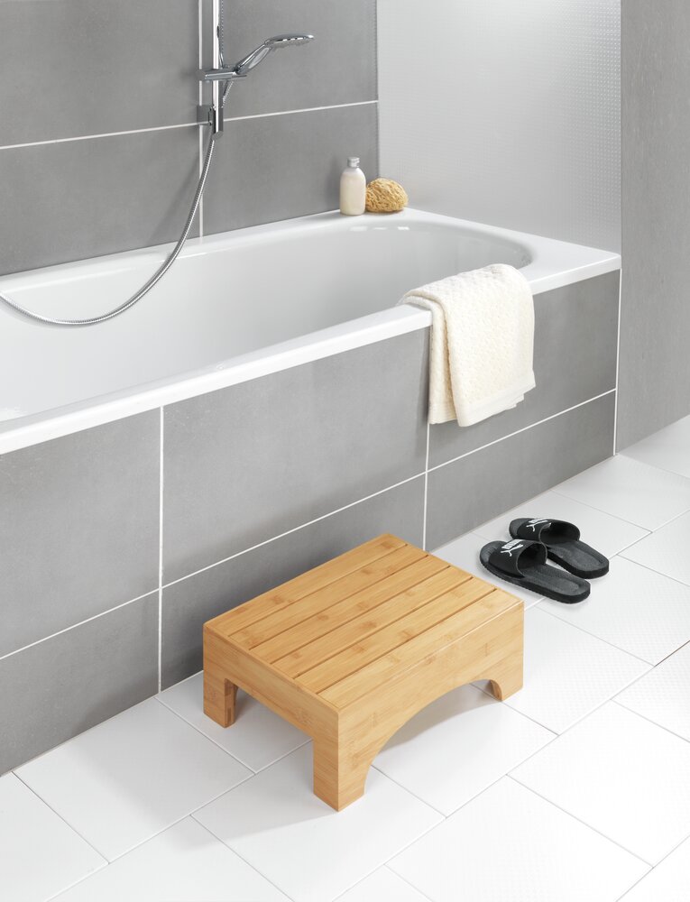 Marche-pied salle de bains Mod. Bambusa en bambou  marchepied pratique