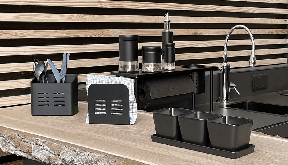 BLACK OUTDOOR KITCHEN by WENKO