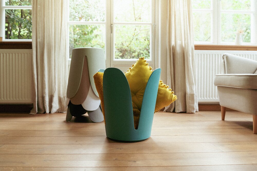 Badhocker Mod. Comiso Petrol matt  belastbar bis 180 kg