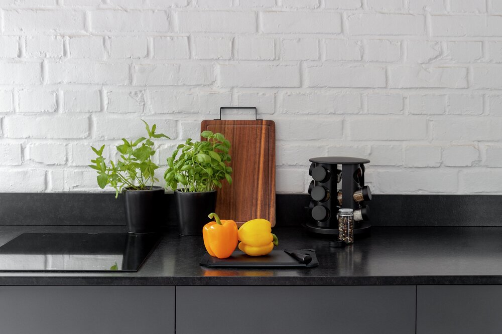 Schneide-& Servierbrett Mod. Rim  mit Saftrille