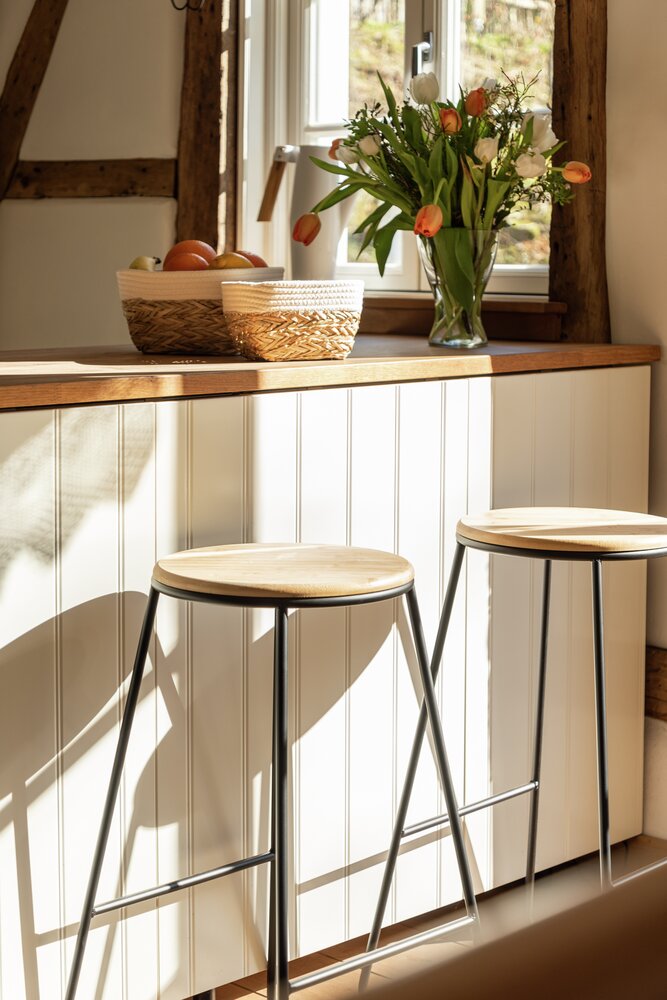 Aufbewahrungskorb Mod. Rika S, Weiß  Badkorb aus geflochtenem Borstgras und Baumwolle