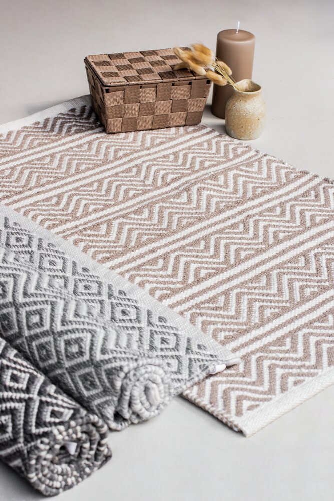 Tapis de bain, matière recyclée, 50x80 cm, Shaki  fabriqué à partir de 18 bouteilles recyclées, 50x80 cm