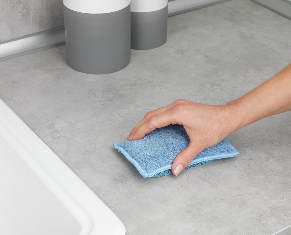 Set de vaisselle 3 pièces, égouttoir Orio, et 2 éponges microfibres Miko